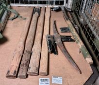 Construction tools - 1x hand shovel, 2x pickaxe heads and 4x pickaxe handles