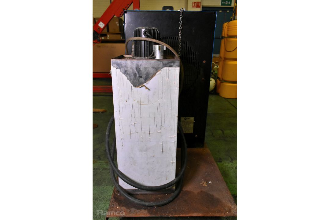 Miller Syncrowave 275 CC AC/DC welding power source - W 495 x D 700 x H 900mm - Image 7 of 10