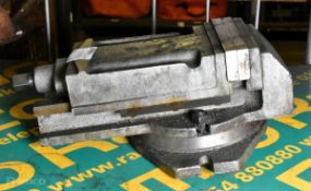 Workshop bench vice - 160mm jaw width