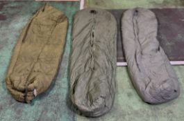 30x Medium weight sleeping bags - various types - may include arctic
