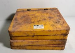 4x yellow plastic cherry picker outrigger footpads - W 300 x D 300 x H 30mm