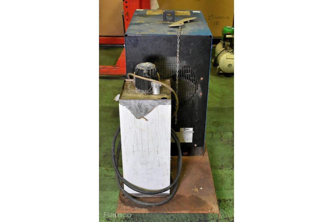Miller Syncrowave 275 CC AC/DC welding power source - W 495 x D 700 x H 900mm - Image 6 of 10