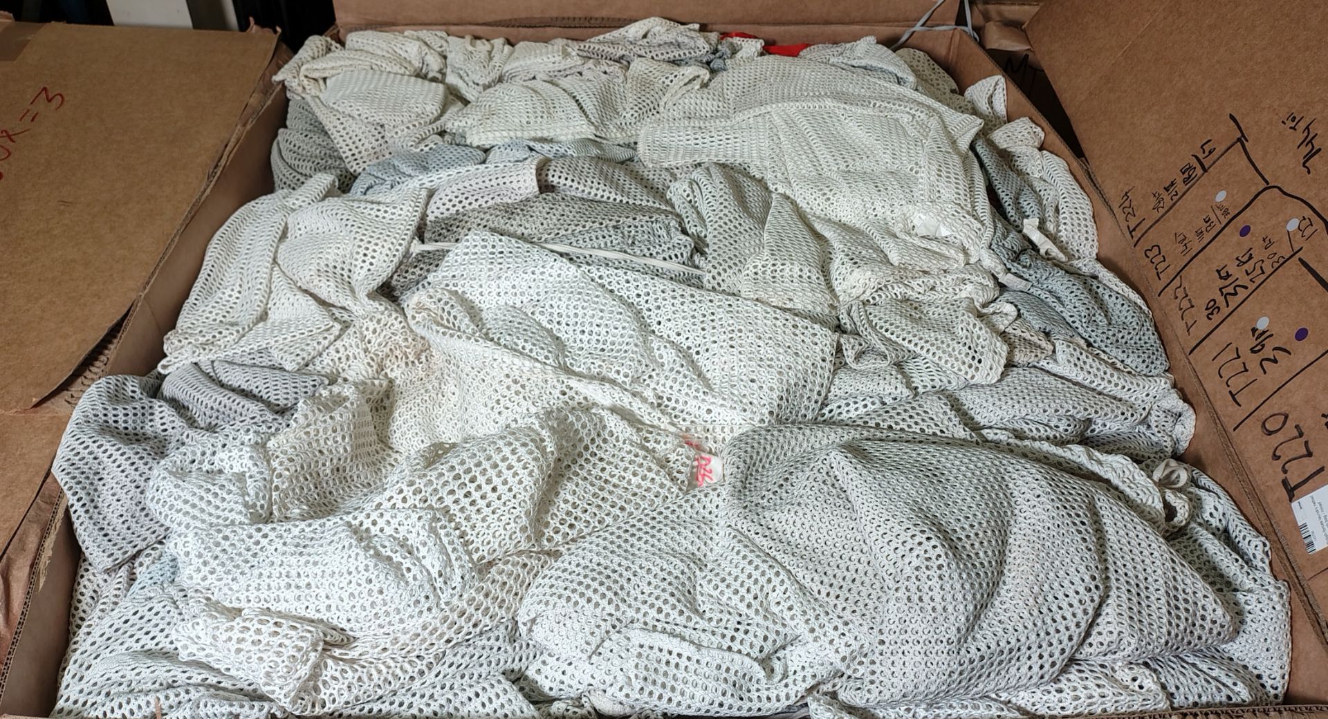 744x British forces laundry netted wash bags - mixed - Image 6 of 7