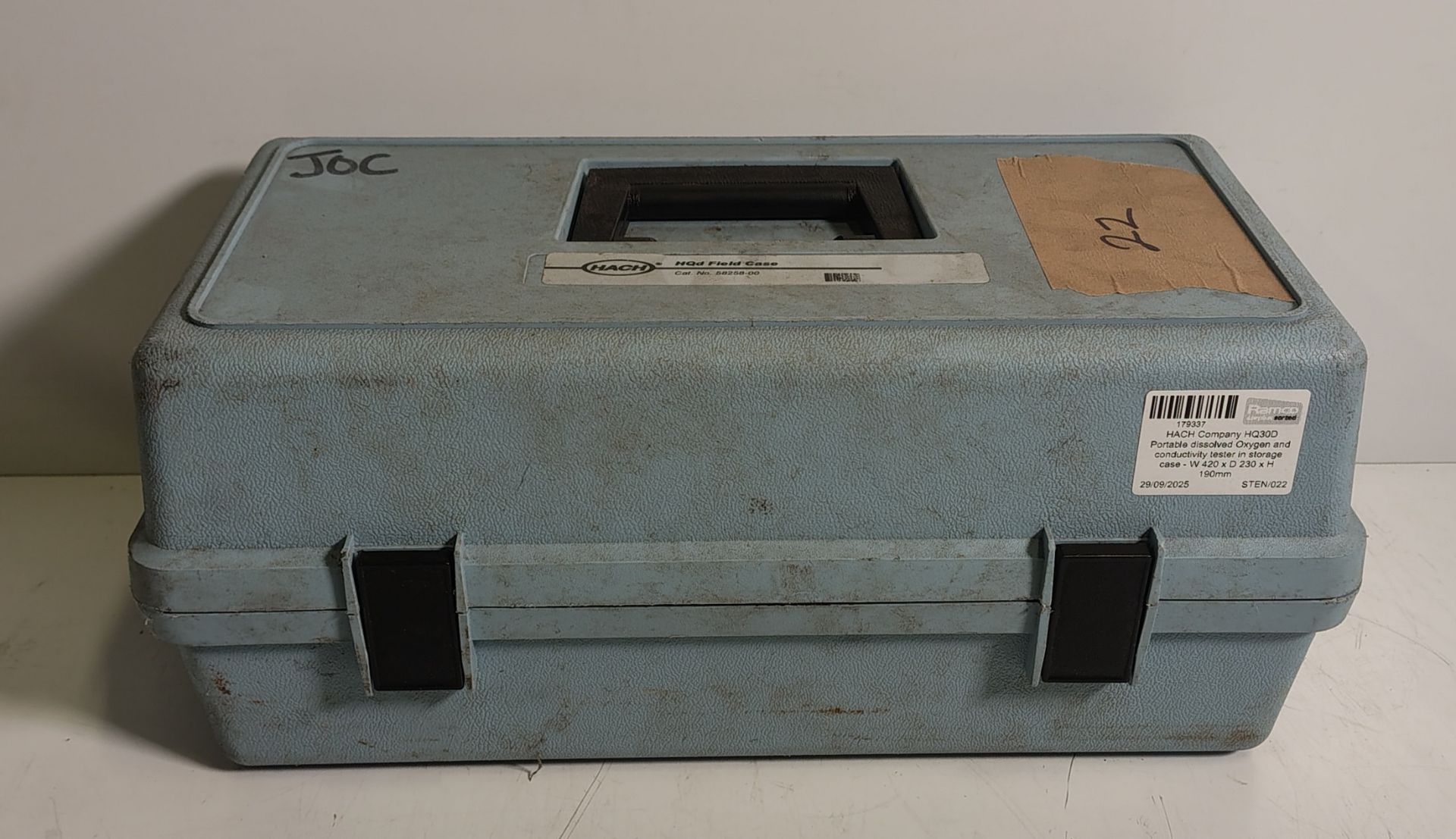 HACH Company HQ30D Portable dissolved Oxygen and conductivity tester in storage case - Image 5 of 5