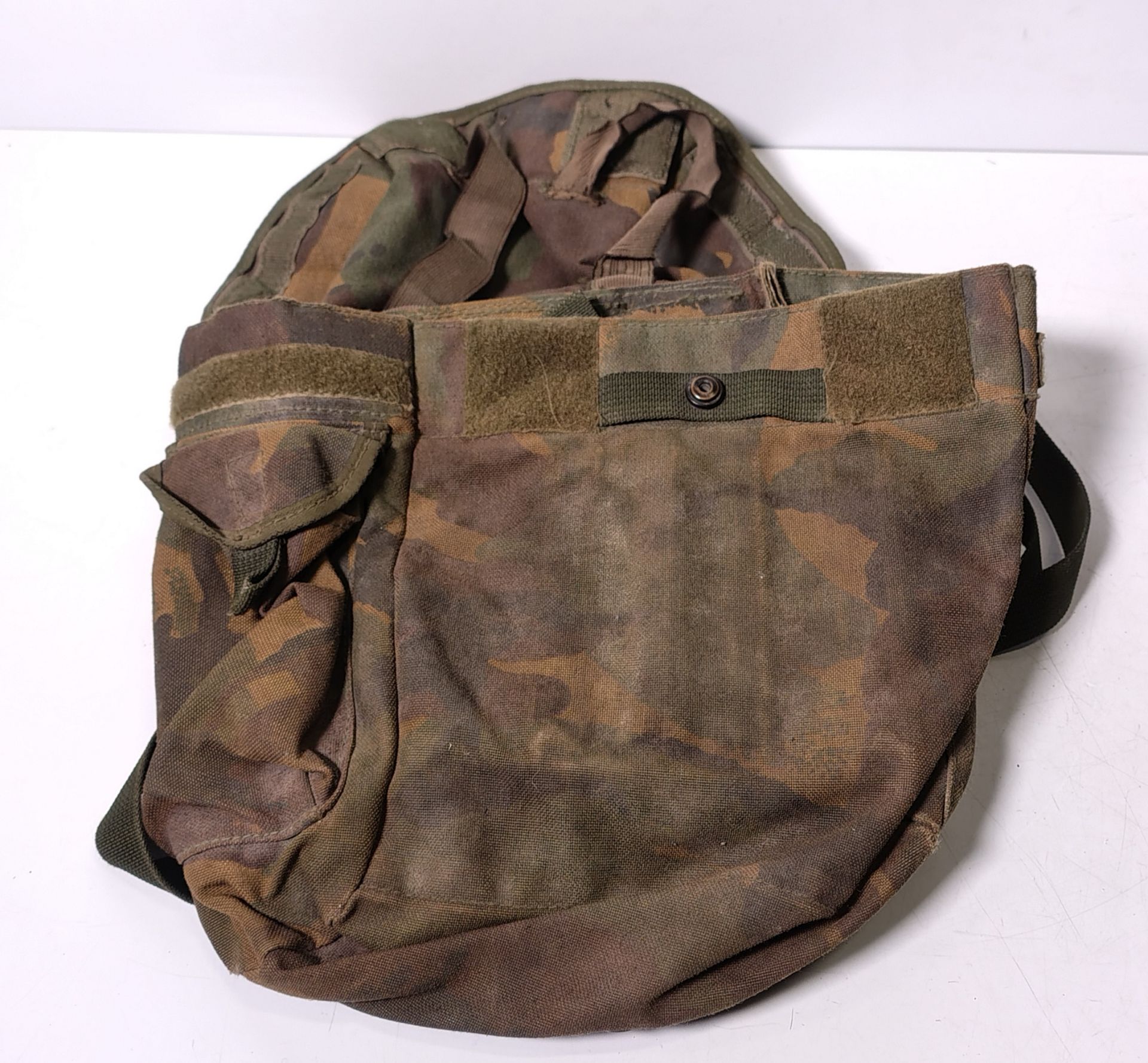 Various types of ex-military DPM accessories - 145kg – may require repair/be incomplete - Image 17 of 27