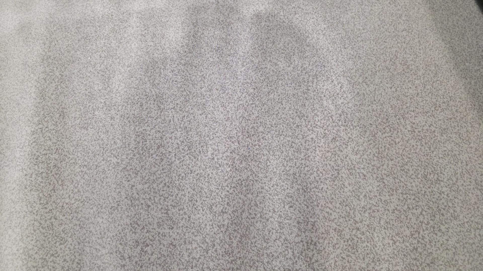 Ulster carpet - light grey with darker grey speckles - approx dimensions: L 6000 x W 4570mm - Image 4 of 9
