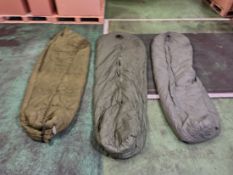 30x Medium weight sleeping bags - various types - may include arctic