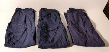 Various types of ex-military clothing - 202kg - may require repair or be as spares