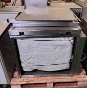 Hobart stainless steel combi oven with stand - W 900 x D 830 x H 1710mm - SPARES OR REPAIRS