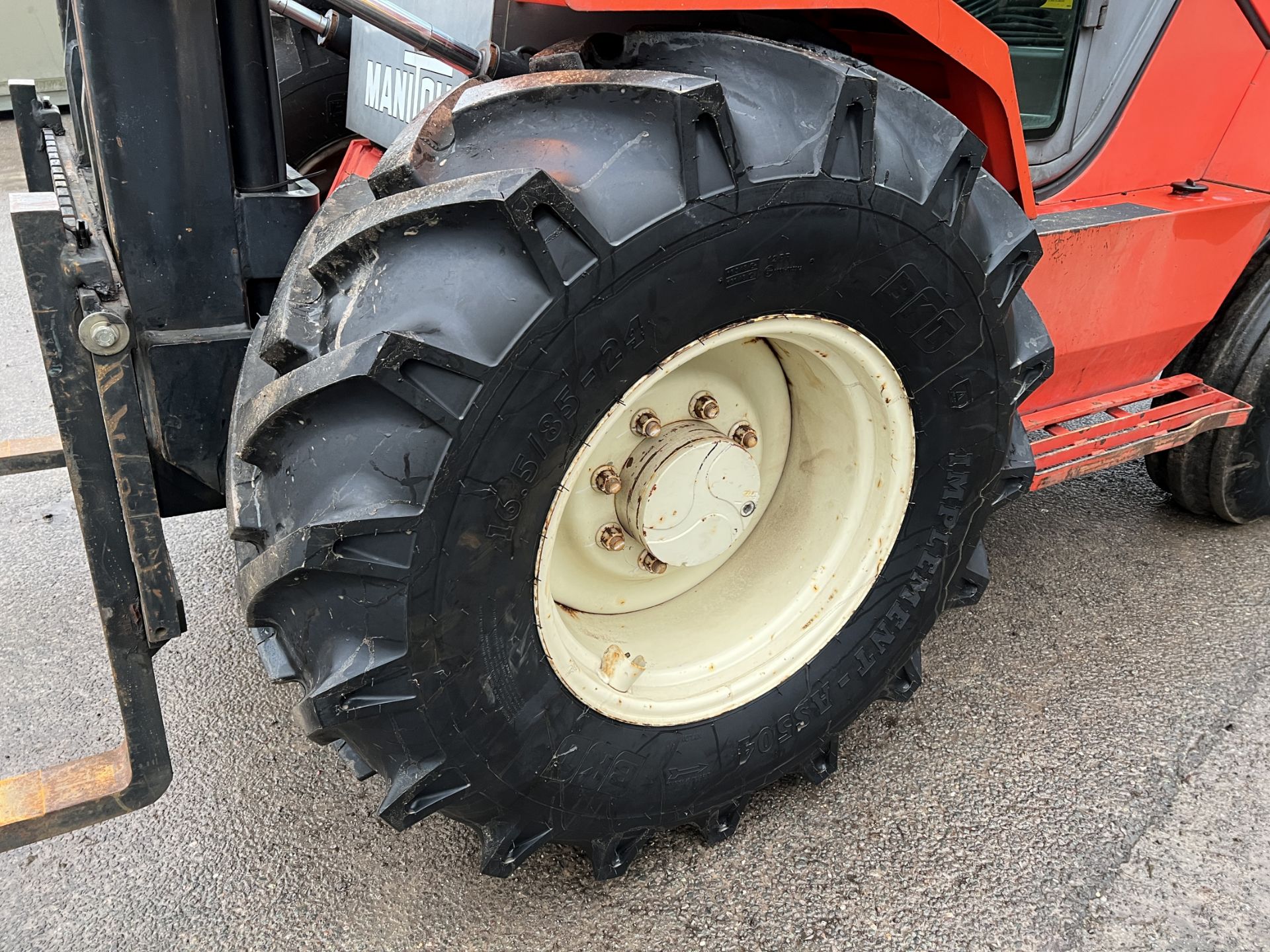 Manitou M26-2 rough terrain forklift - 2002 model - 2560 hours - full details in the description - Image 20 of 31