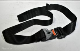 Reflex Safety Systems seat belt with fittings - approx. 100 units