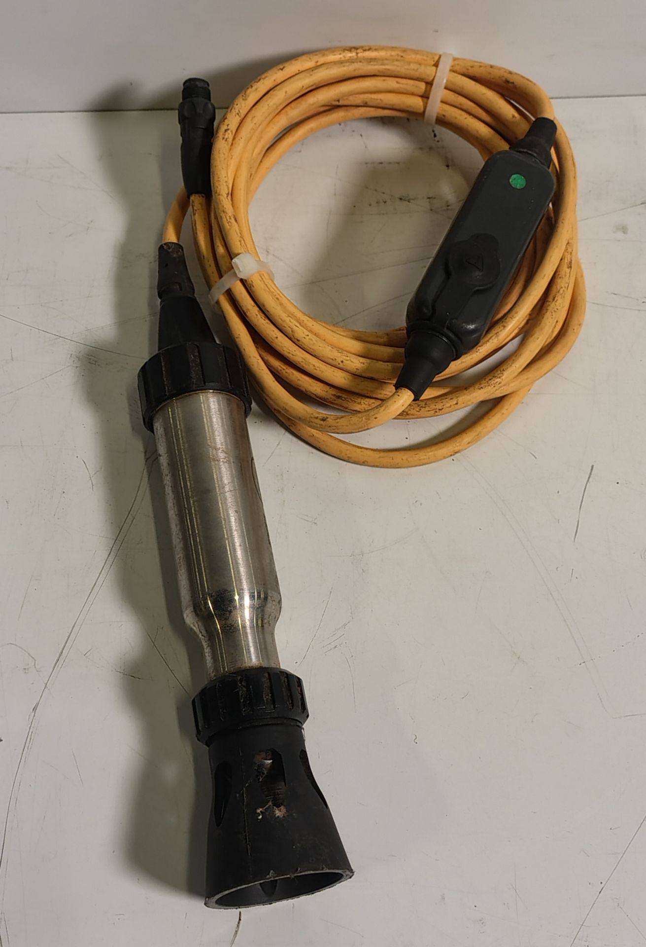 HACH Company HQ30D Portable dissolved Oxygen and conductivity tester in storage case - Image 4 of 5