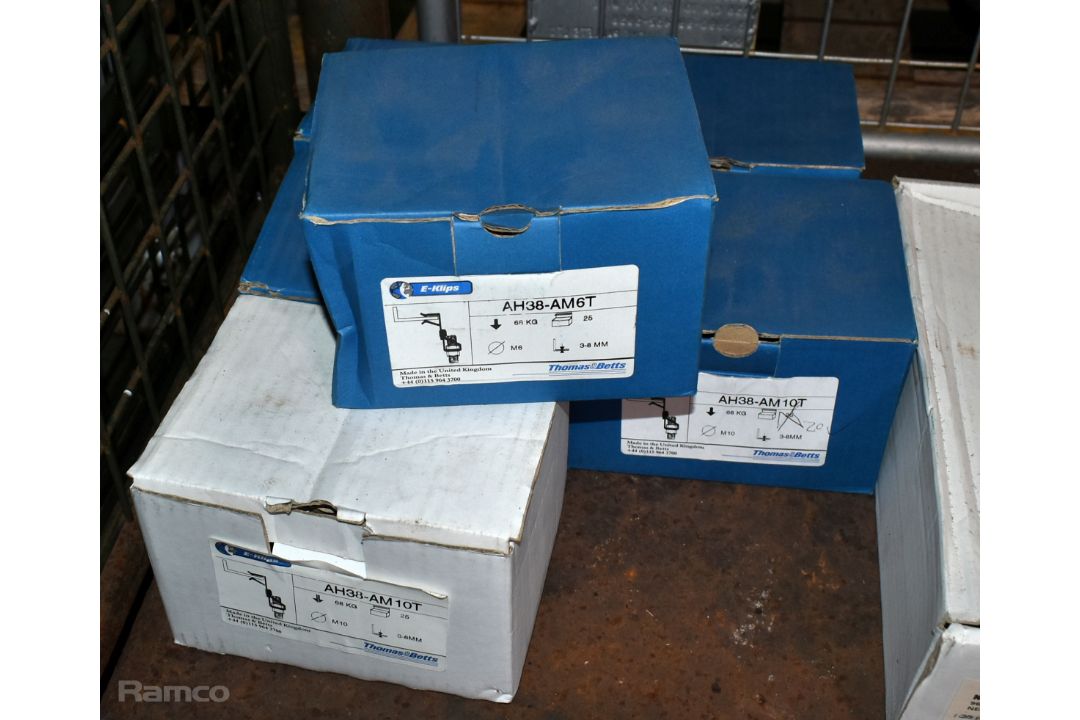 Workshop consumables - Renold SD 16B-1 offset chain link, hex bush, spring/beam/edge clips - Image 3 of 9