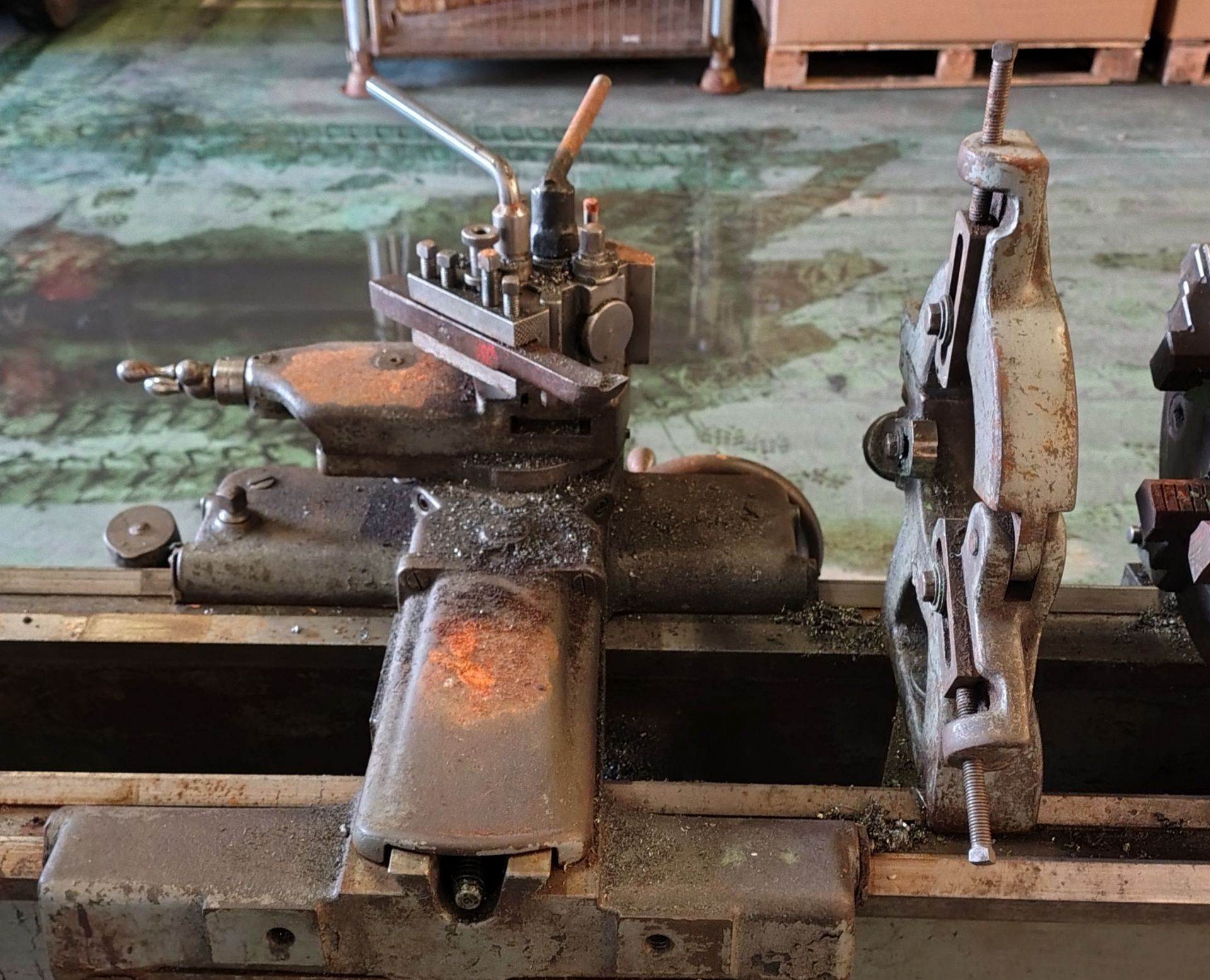 South bend lathe - 415V - this has been tested and does power up - L 2350 x D 600 x H 1250mm - Image 16 of 19