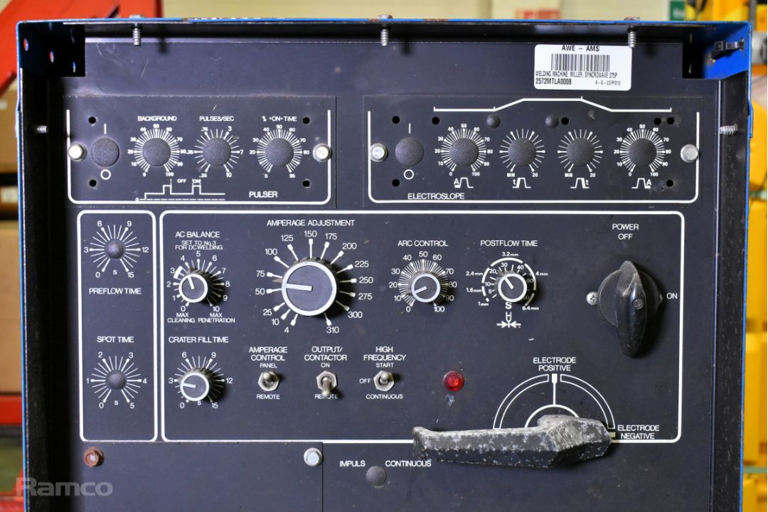 Miller Syncrowave 275 CC AC/DC welding power source - W 495 x D 700 x H 900mm - Image 2 of 10