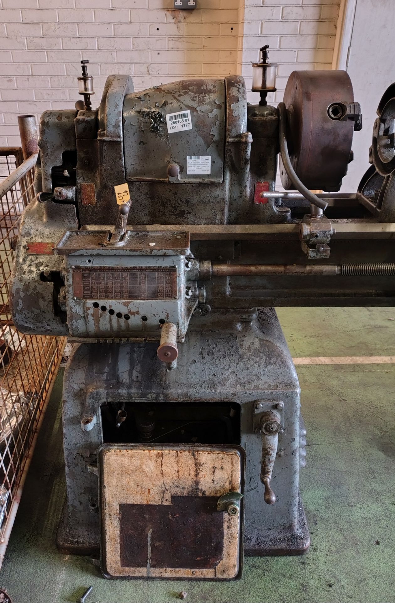 South bend lathe - 415V - this has been tested and does power up - L 2350 x D 600 x H 1250mm - Image 2 of 19