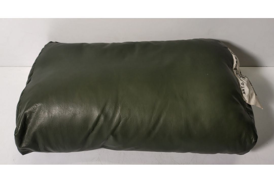 52x British forces olive bed pillows - Image 6 of 11