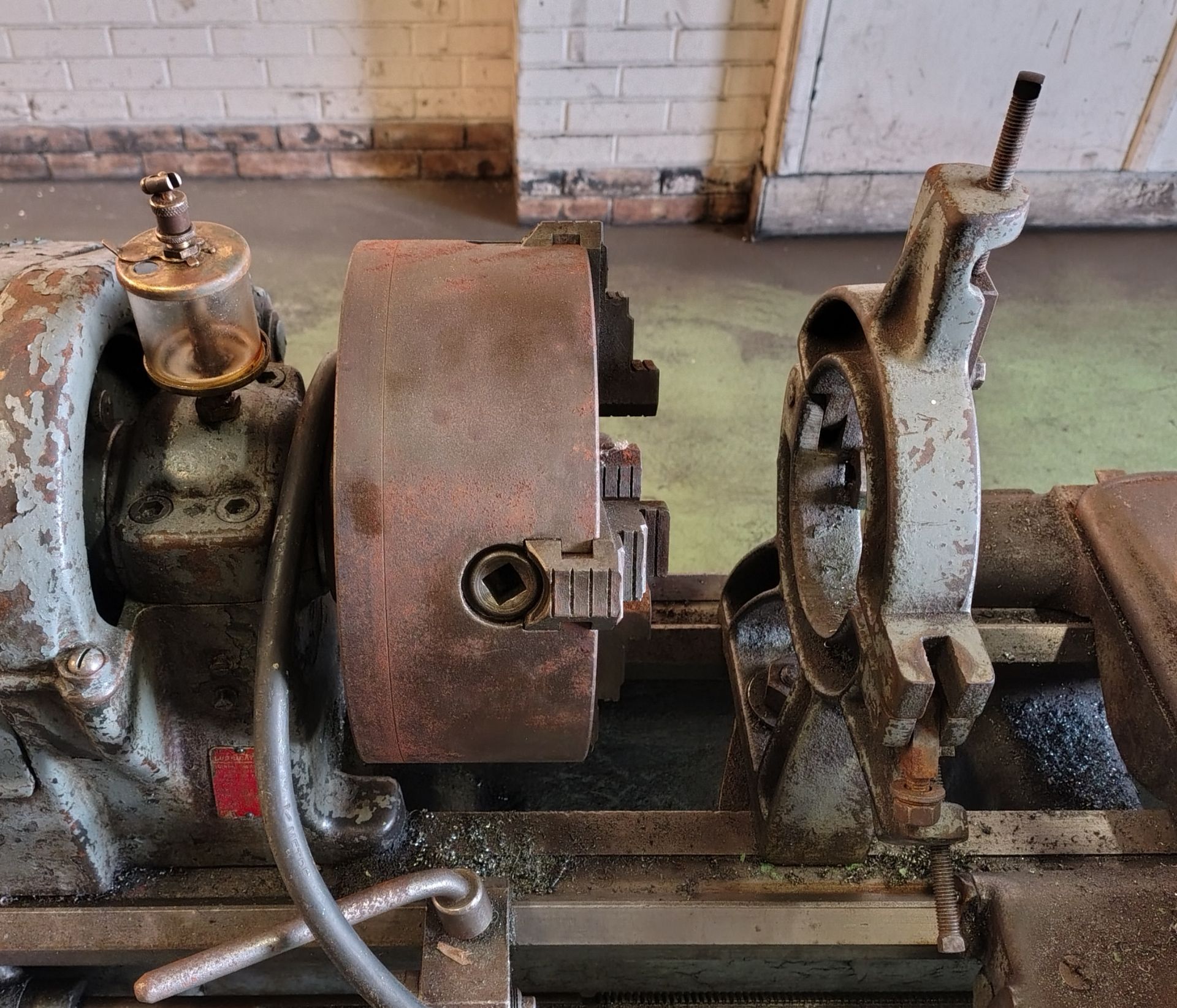 South bend lathe - 415V - this has been tested and does power up - L 2350 x D 600 x H 1250mm - Image 7 of 19
