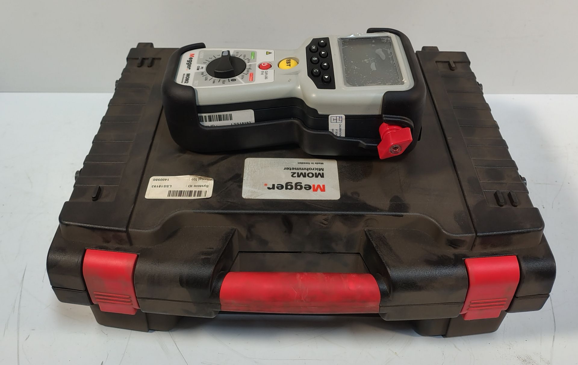 Megger MOM2 - 200 A Hand Held Digital Microhmmeter - Image 2 of 5