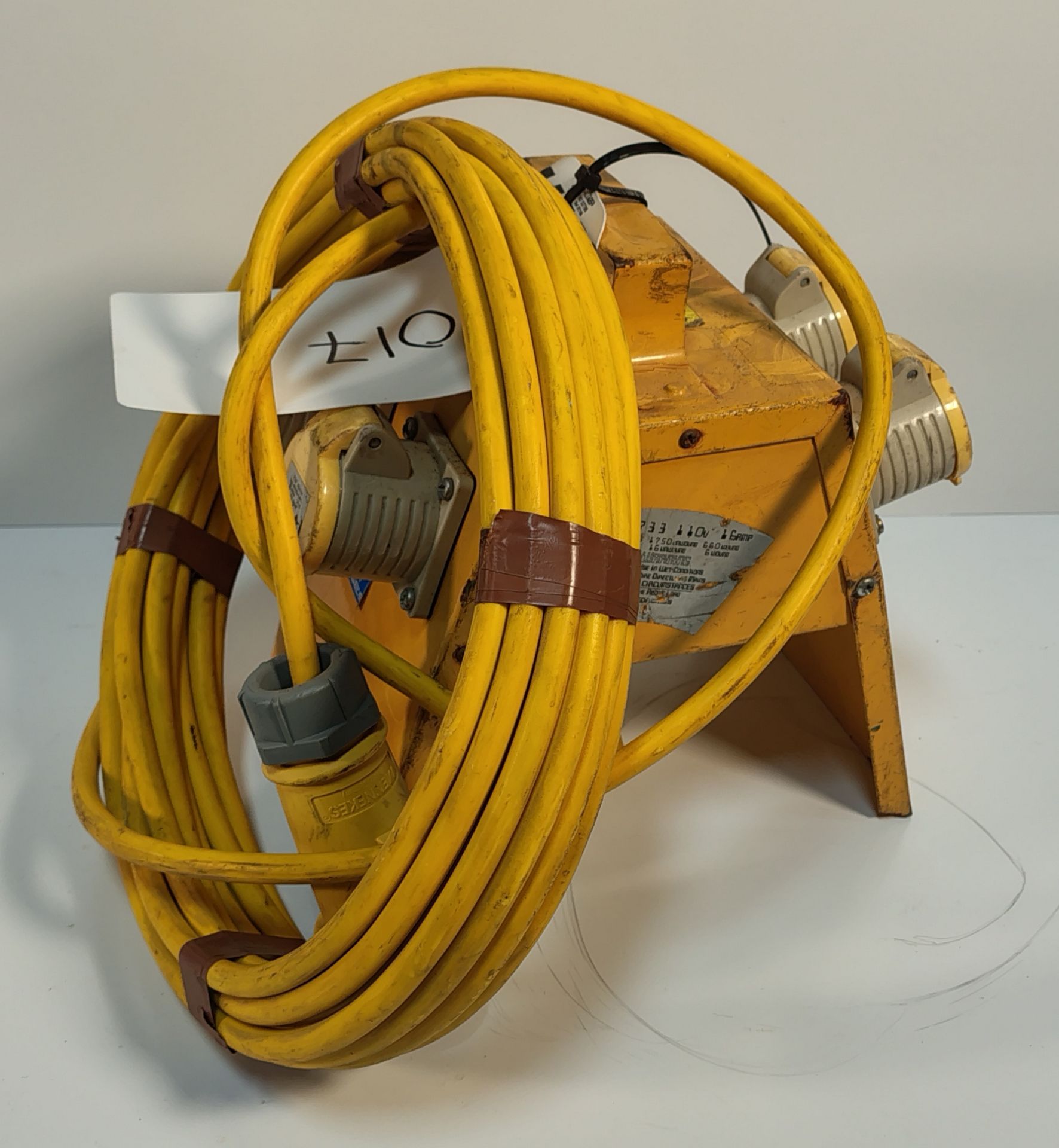 5x DEFENDER CEEFORM - 110V 16A 4 WAY Splitter Units - Image 7 of 7