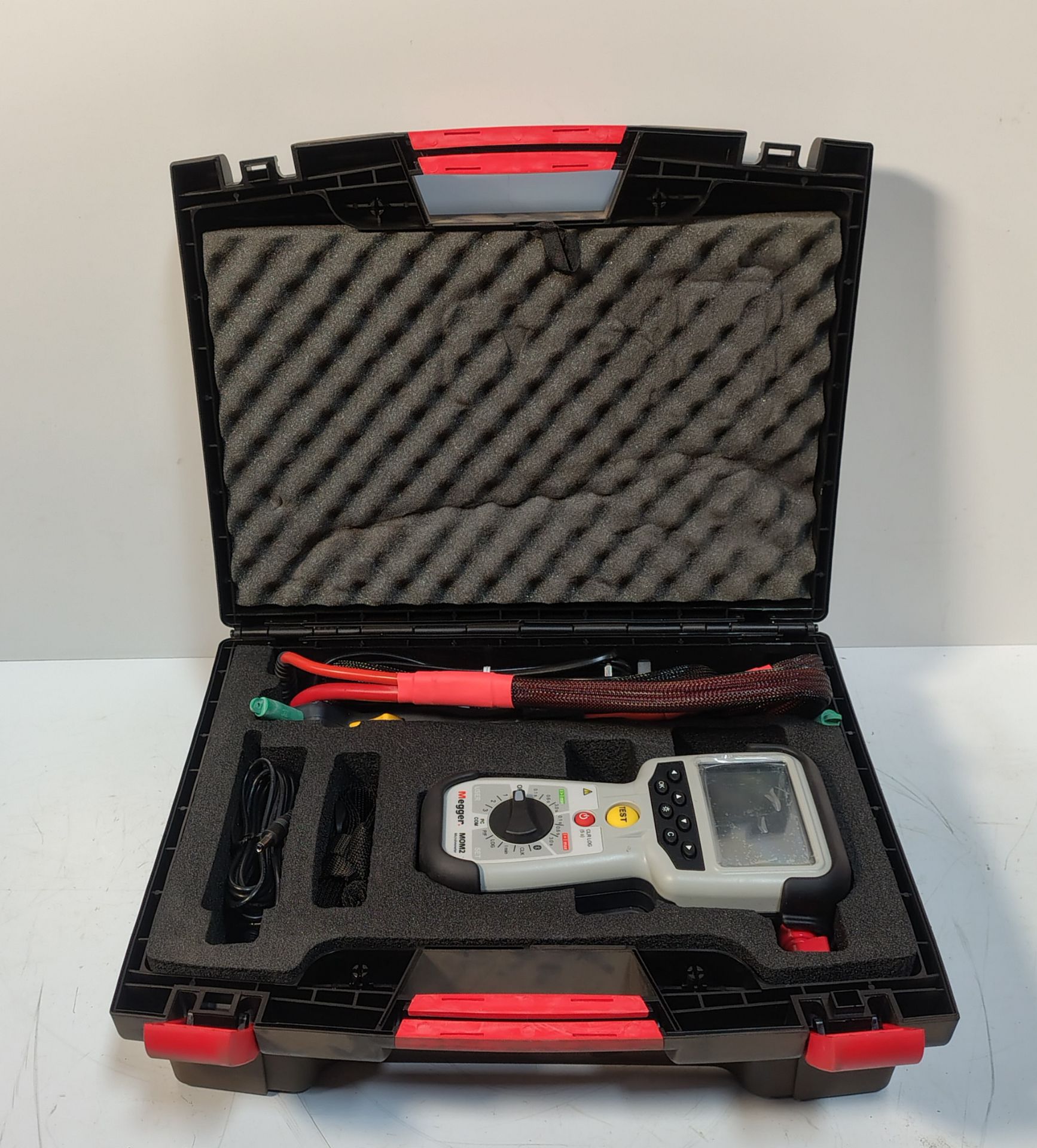 Megger MOM2 - 200 A Hand Held Digital Microhmmeter