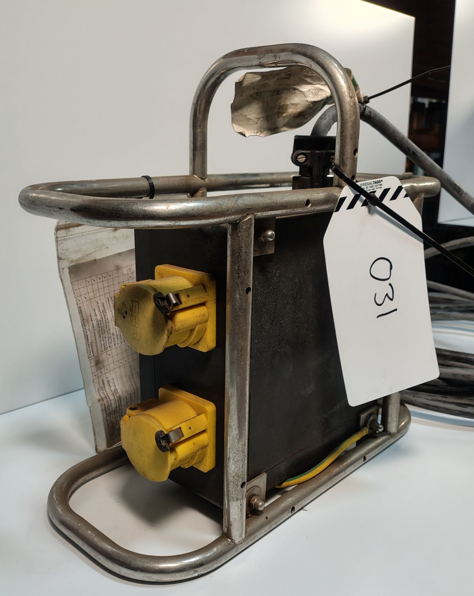 2x SA EQUIP PNSB110/15-4EX/STA - 110V 4 WAY EX. Splitter Units (STAHL) - Image 15 of 16