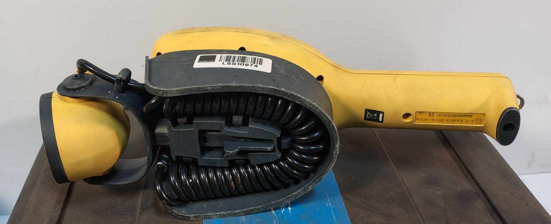 2x Tracerco T201 - ATEX Radiation Contamination Monitors - in hard cases - Image 5 of 6