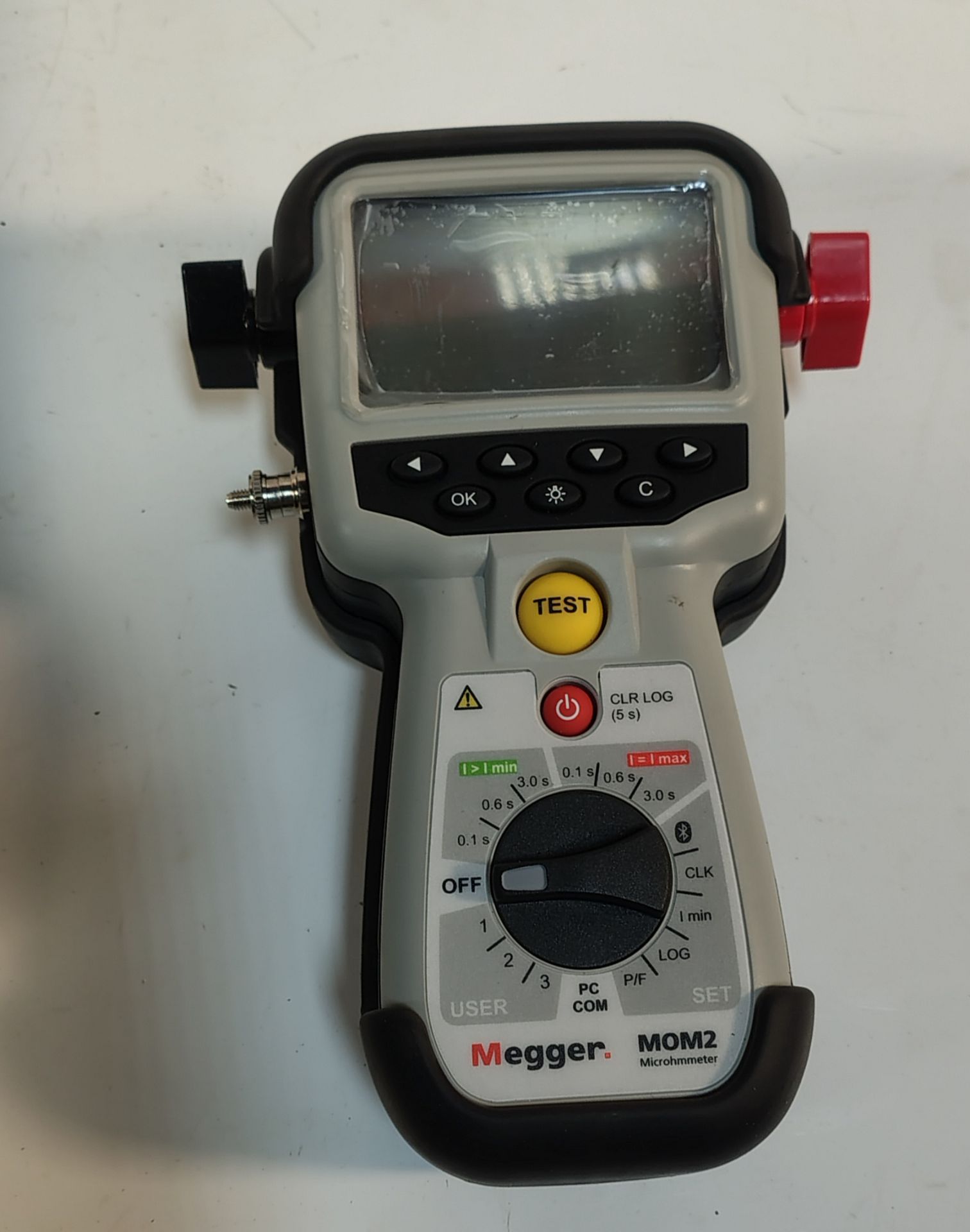 Megger MOM2 - 200 A Hand Held Digital Microhmmeter - Image 4 of 5