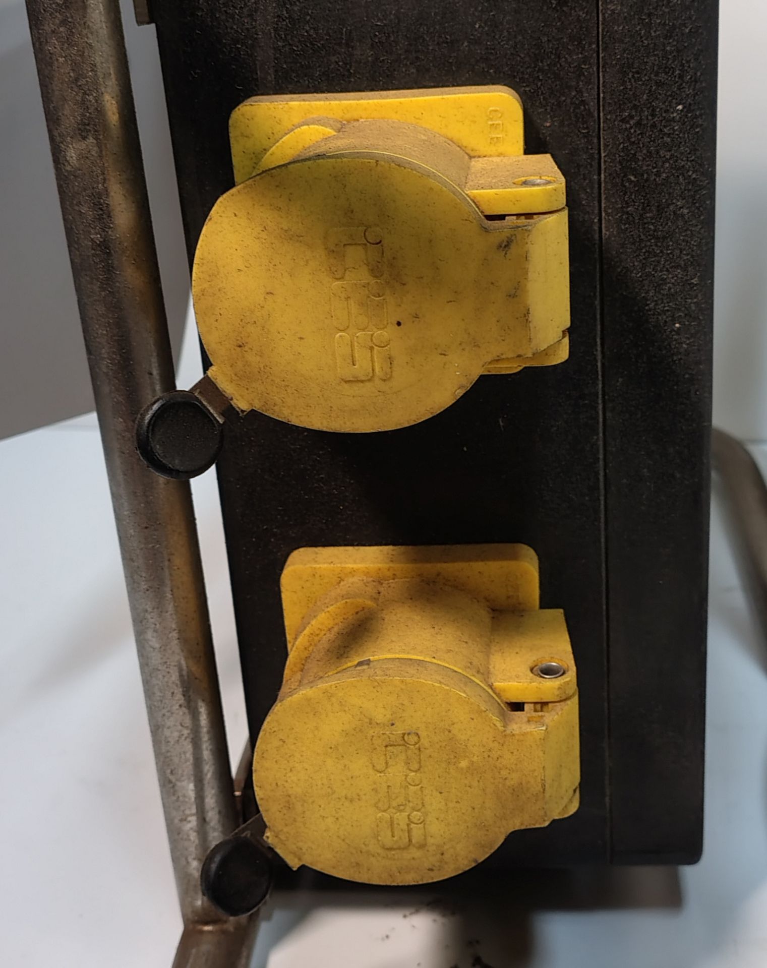 2x SA EQUIP PNSB110/15-4EX/STA - 110V 4 WAY EX. Splitter Units (STAHL) - Image 13 of 16