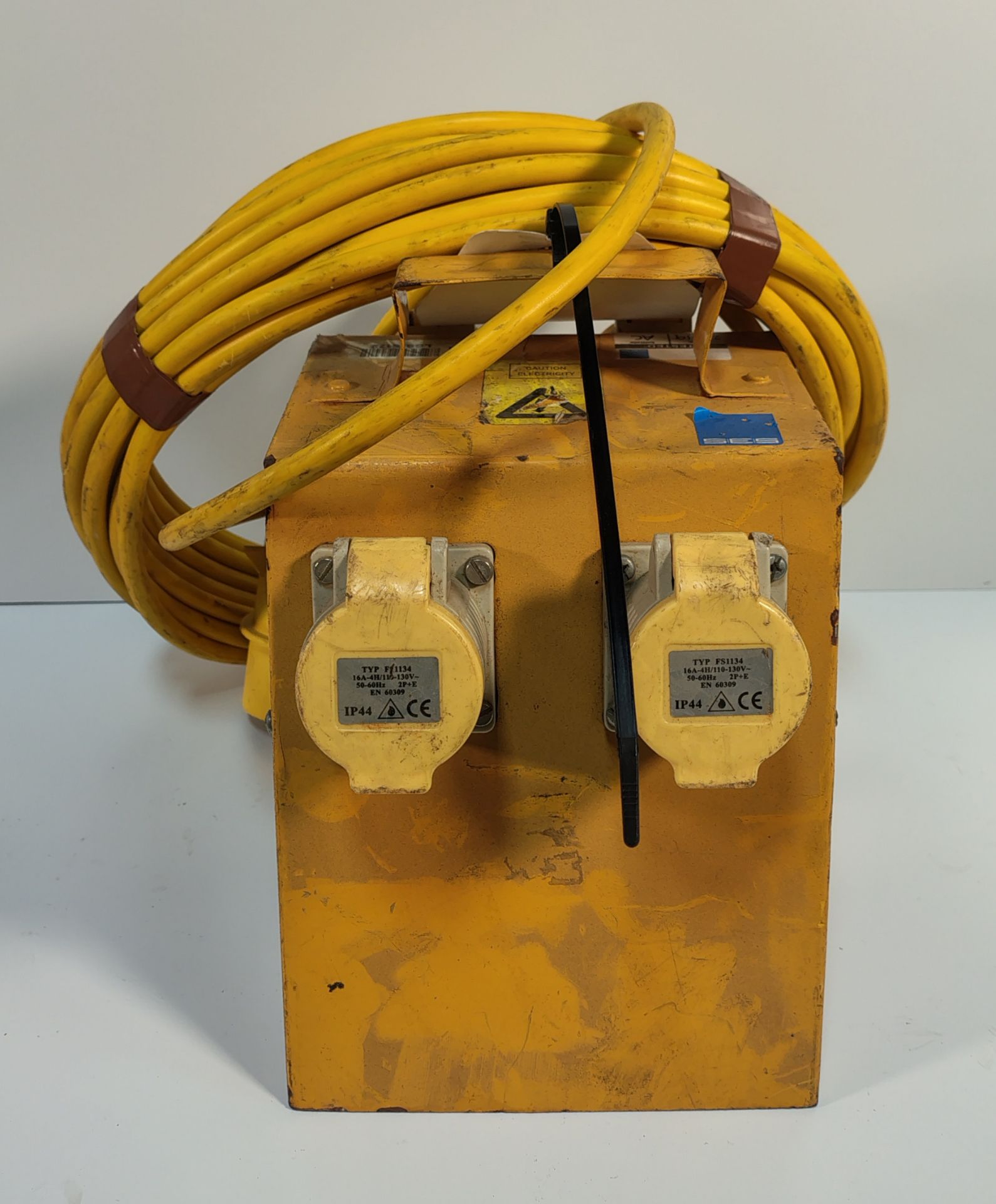 5x DEFENDER CEEFORM - 110V 16A 4 WAY Splitter Units - Image 2 of 7