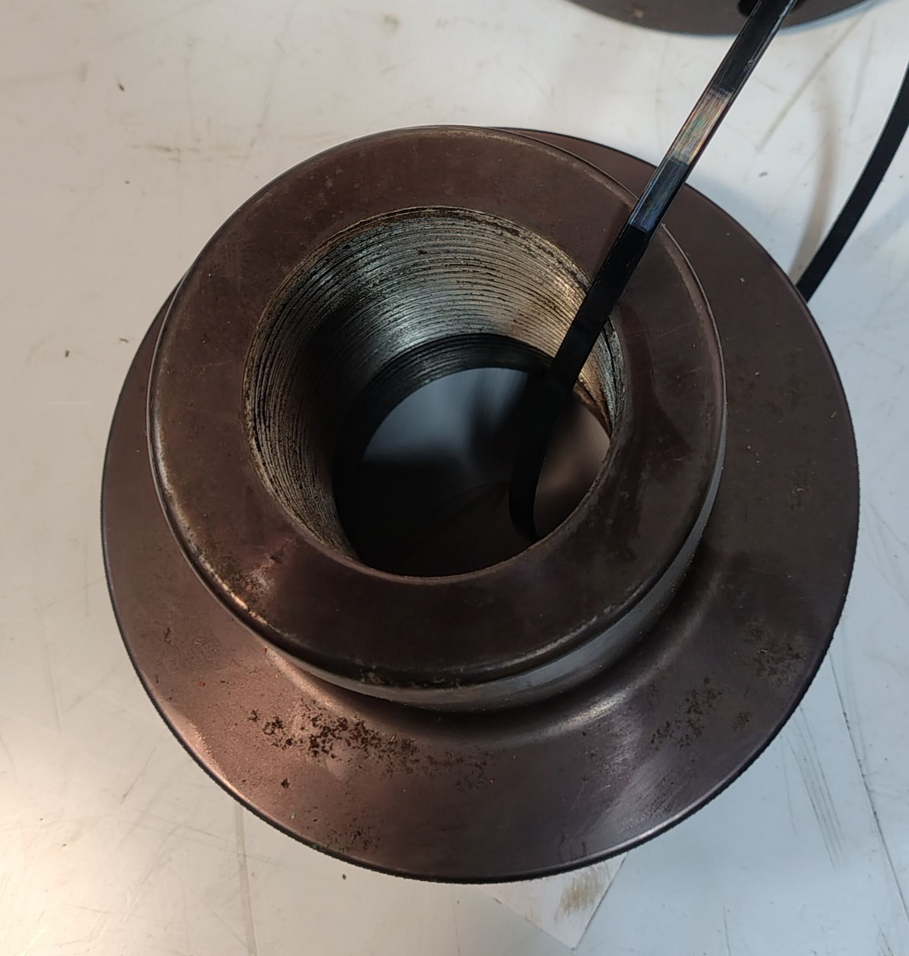 4x Boltight BT-2250-P24 2-1/4" 8UN Over Sized Puller & 1x Enerpac LW-16 -16t Hydraulic Lifting Wedge - Image 3 of 5