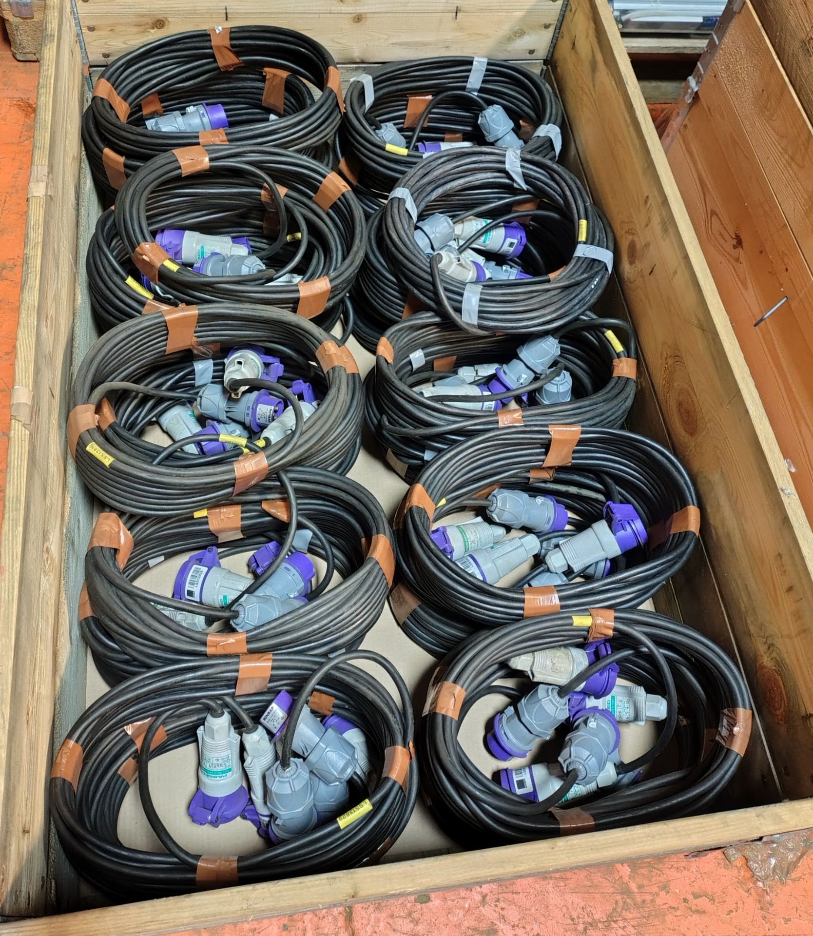 34x SES H07 - 24V 16A 14m H07 Extension Cables