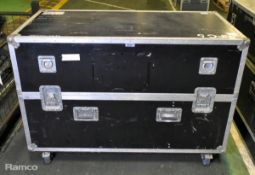 Transport and storage flight case - L 1320 x W 670 x H 920mm