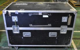 Transport and storage flight case - L 1320 x W 670 x H 920mm