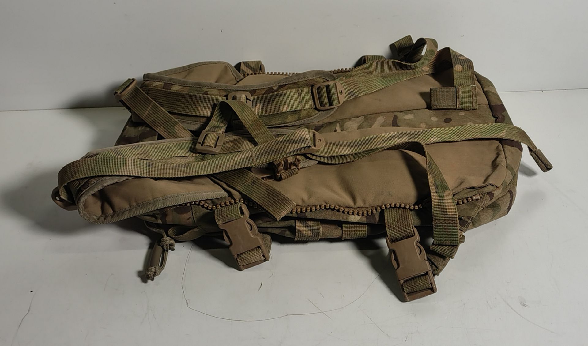 Mixed bags - rucksacks, holdalls - may require repair or be as spares - 118kg - Image 8 of 10