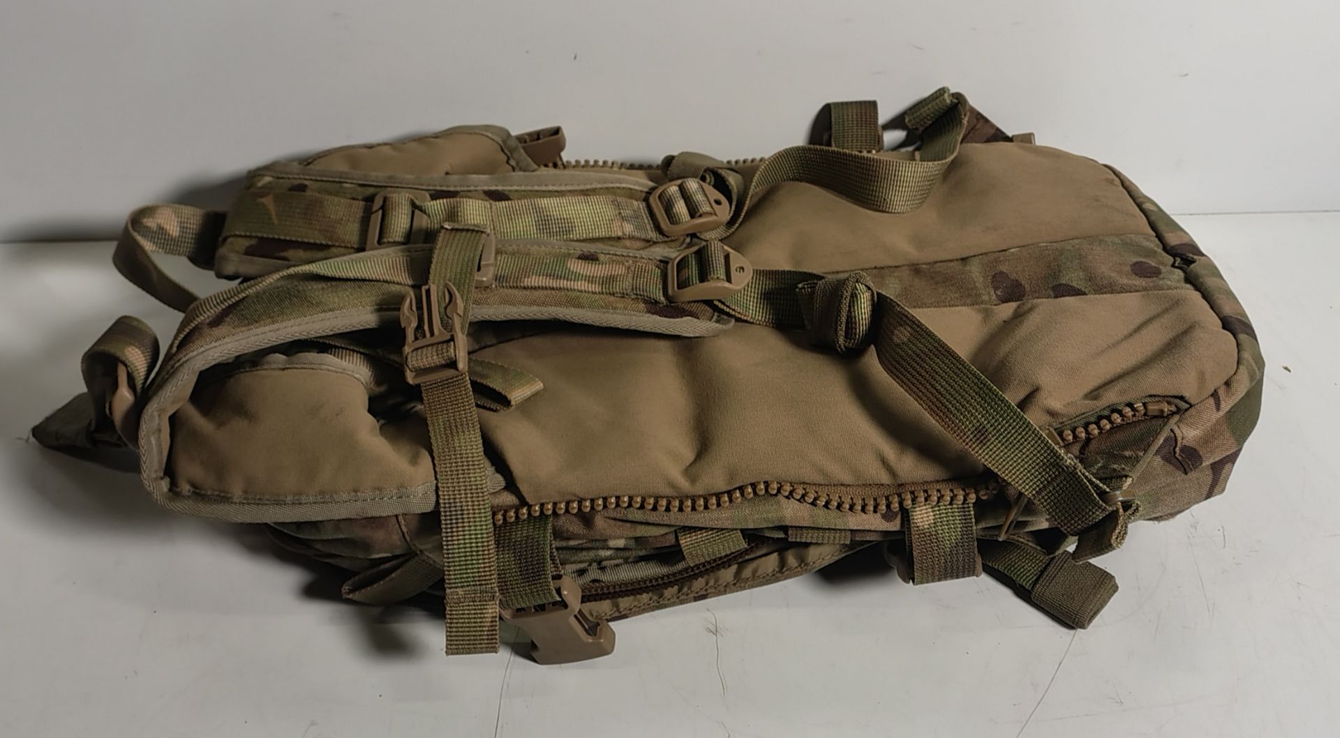 Mixed bags - rucksacks, holdalls - may require repair or be as spares - 118kg - Image 6 of 10