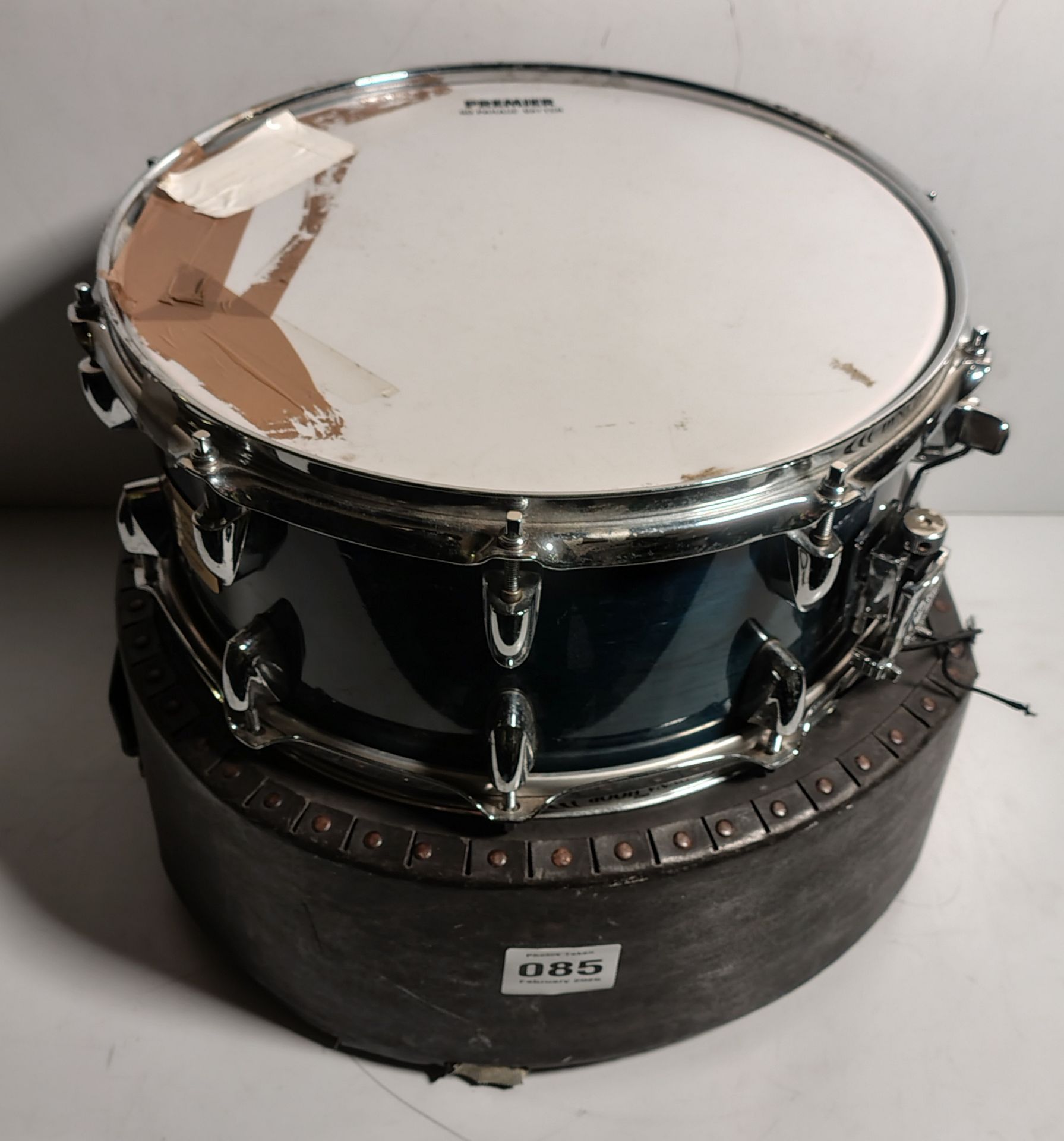Yamaha Birch Custom Absolute 14 x 7 inch snare drum in Premier hard storage case