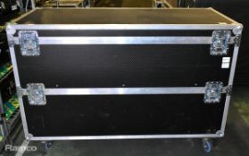 Black and silver mobile flight case - EMPTY - W 1560 x D 670 x H 1050mm