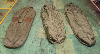 30x Medium weight sleeping bags - various types - may include arctic