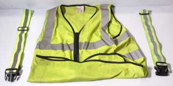 Various types of hi visibility clothing - To include trousers, vests, jackets - mixed grade - 188kg