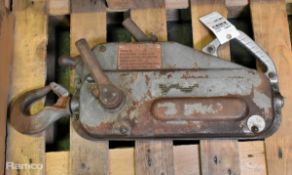 Tirfor TU16 lifting and pulling winch