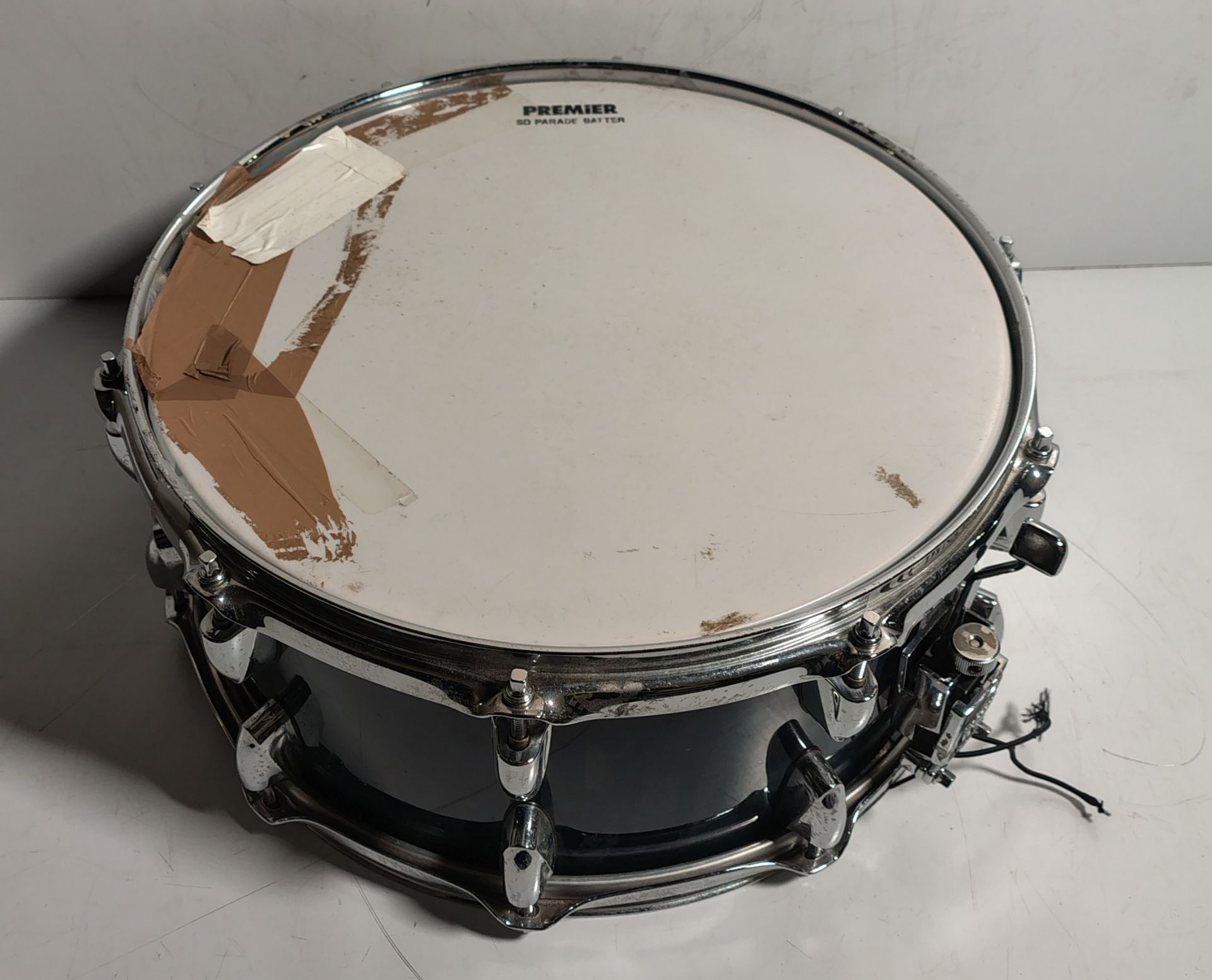 Yamaha Birch Custom Absolute 14 x 7 inch snare drum in Premier hard storage case - Image 2 of 7
