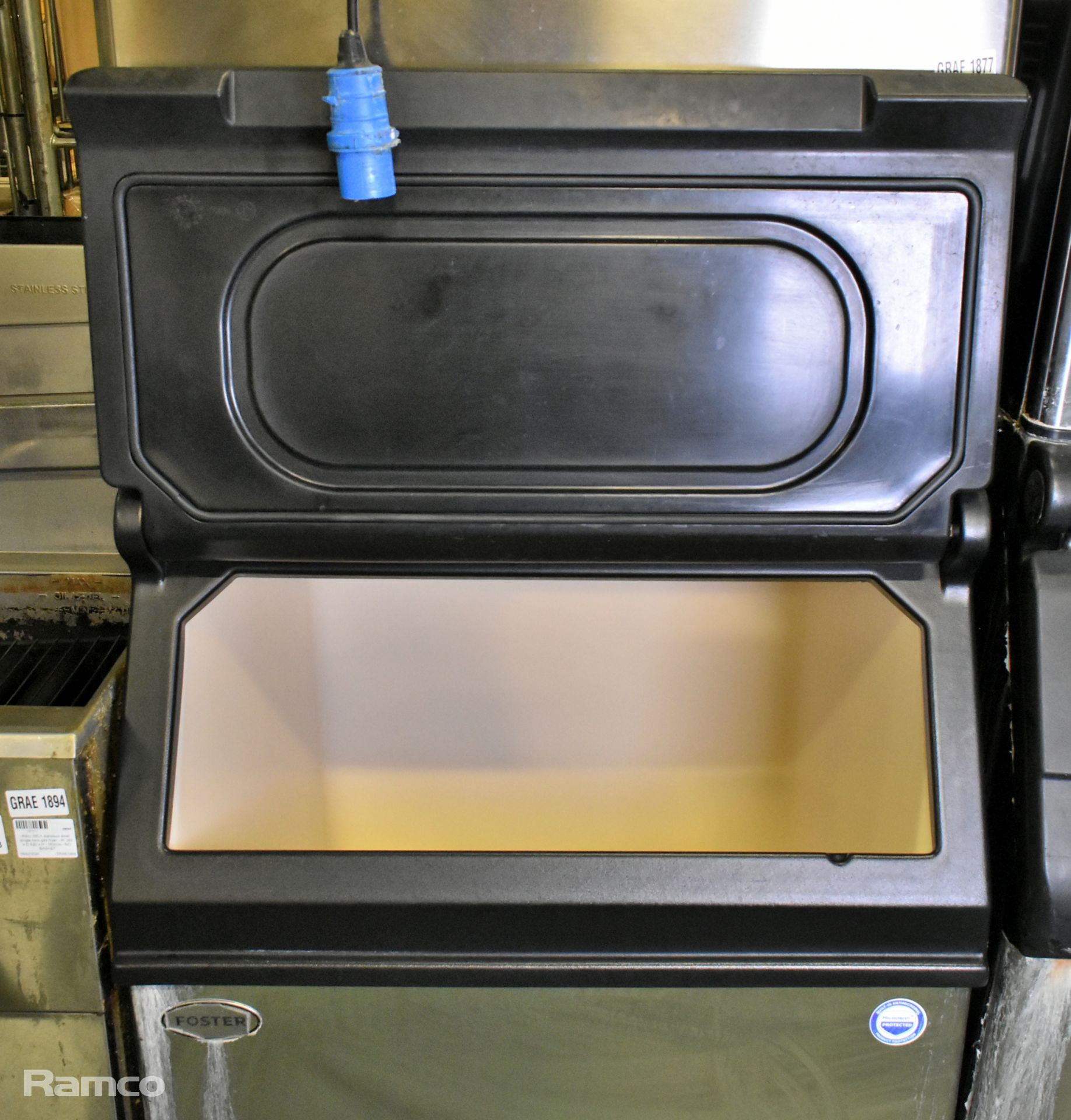 Foster Ice machine with bucket - ice machine F202 ax f - dice and sb205 30 inch bucket - 220/240V - Image 2 of 5