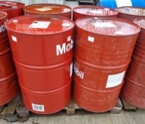 4x drums of Mobil and Terrestic oil - full details in the description