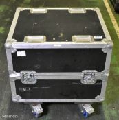 Transport and storage flight case - L 650 x W 570 x H 620mm - DAMAGE TO LID EXTRUSIONS