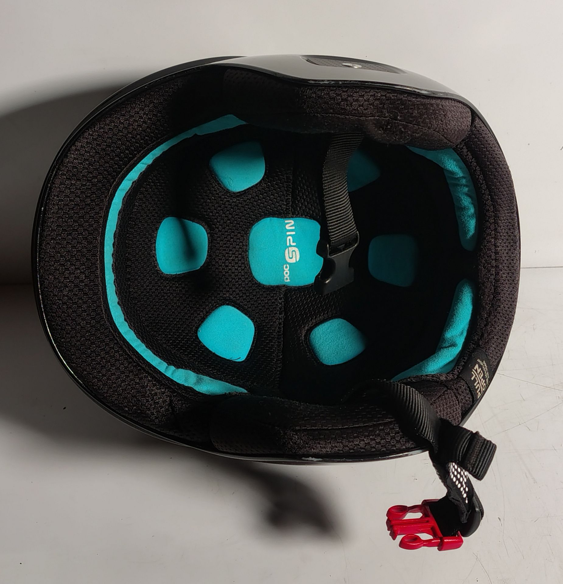 Various types of ex-military hardware and accessories - 120kg – may require repair / be incomplete - Image 5 of 12