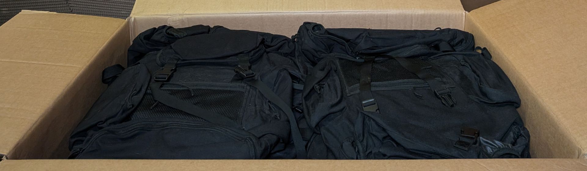 30x British Army 30L rucksacks - black - Image 7 of 8