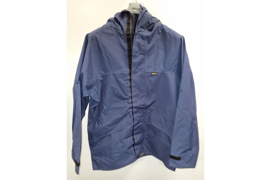 30x Gore-tex waterproof jackets - Blue - large - Image 1 of 10