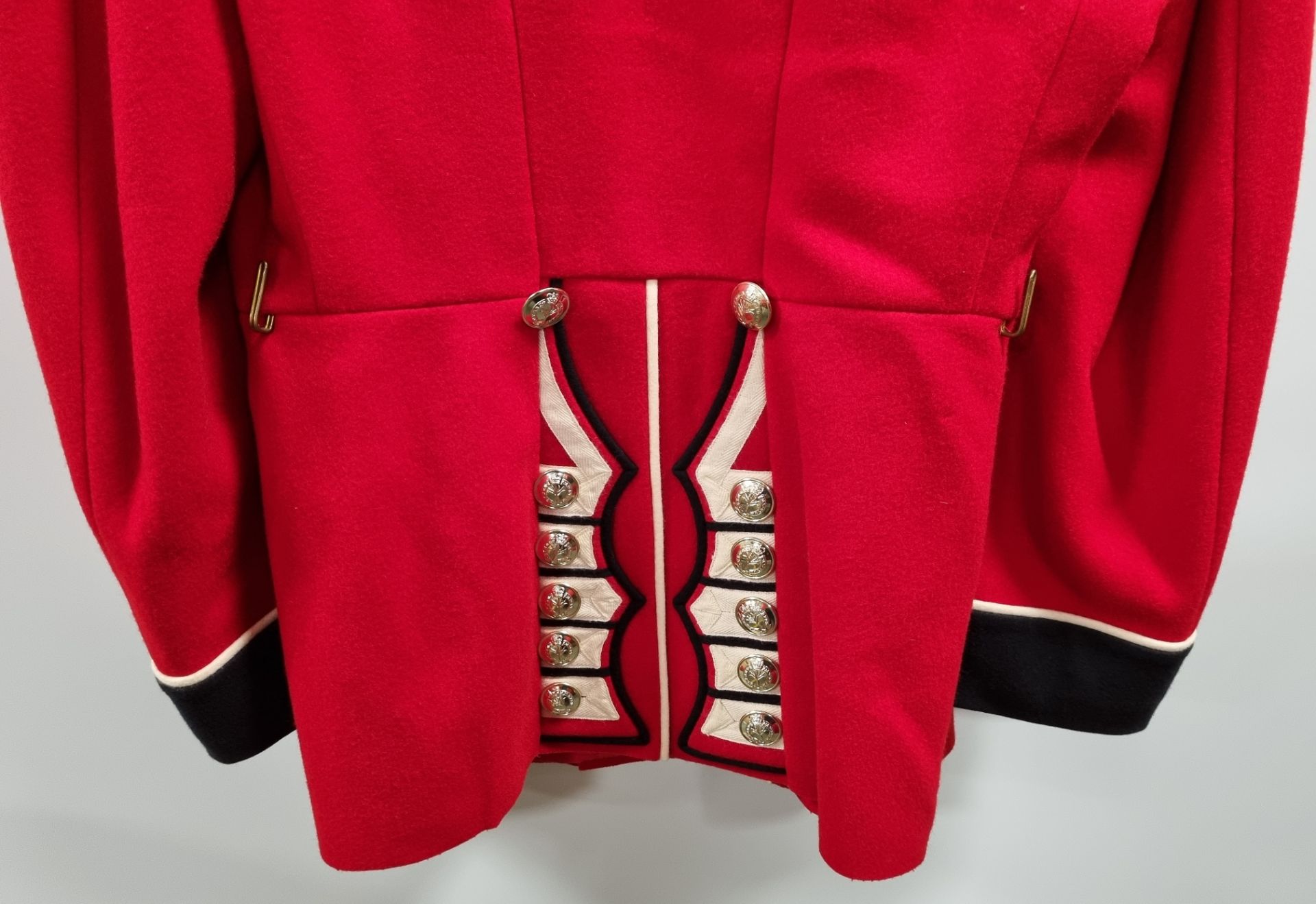 British Forces Tunic - Red - see pictures for size - with defects, in need of repair - Image 8 of 8