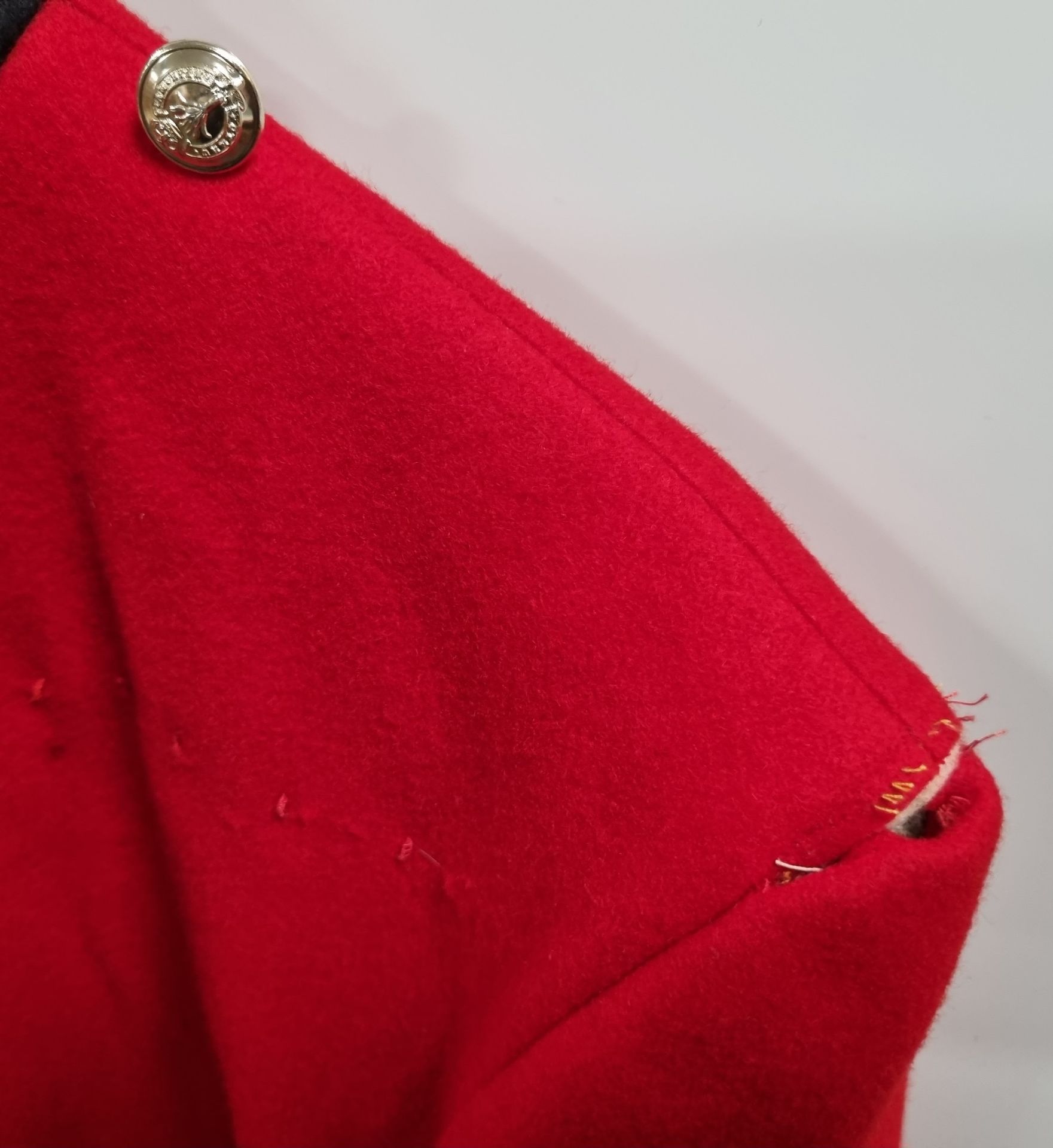 British Forces Tunic - Red - see pictures for size - with defects, in need of repair - Image 4 of 8